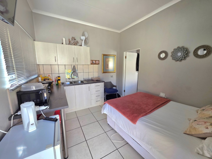 5 Bedroom Property for Sale in Eureka Free State